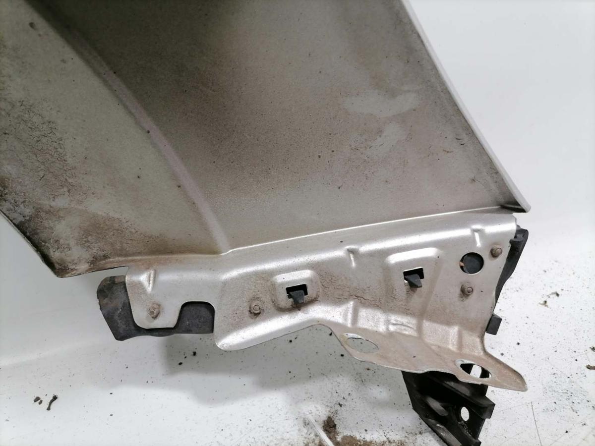 Opel Astra H original Kotflügel vorn links Z157 Starsilber Bj.2006